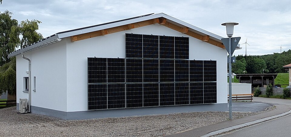 Renewable energy demonstration trail with solar and wind installations